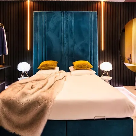 Life Voyage & - Strasbourg's Center Luxury Experience Apartment