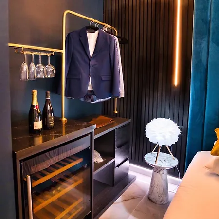 Life Voyage & - Strasbourg's Center Luxury Experience Daire Strazburg