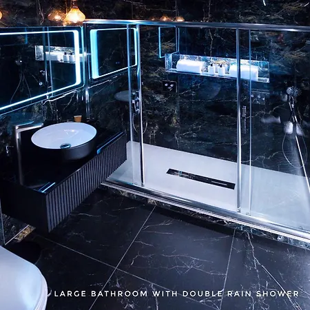 Life Voyage & - Strasbourg's Center Luxury Experience Στρασβούργο